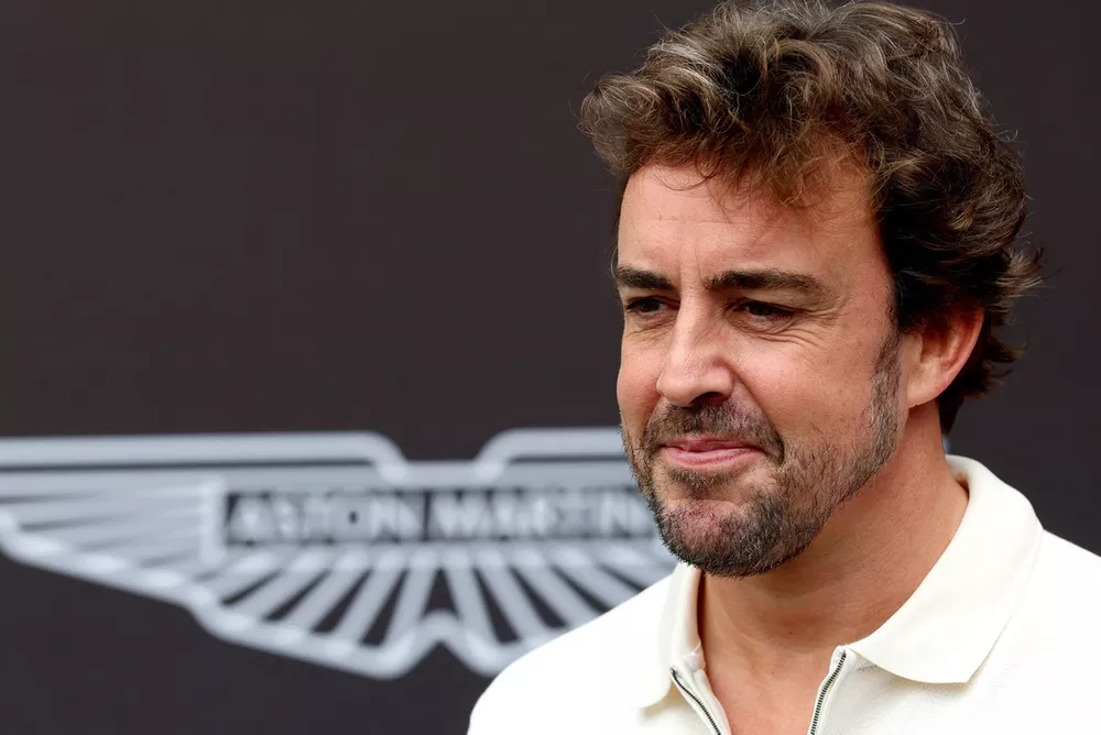 Fernando Alonso, Aston Martin Racing