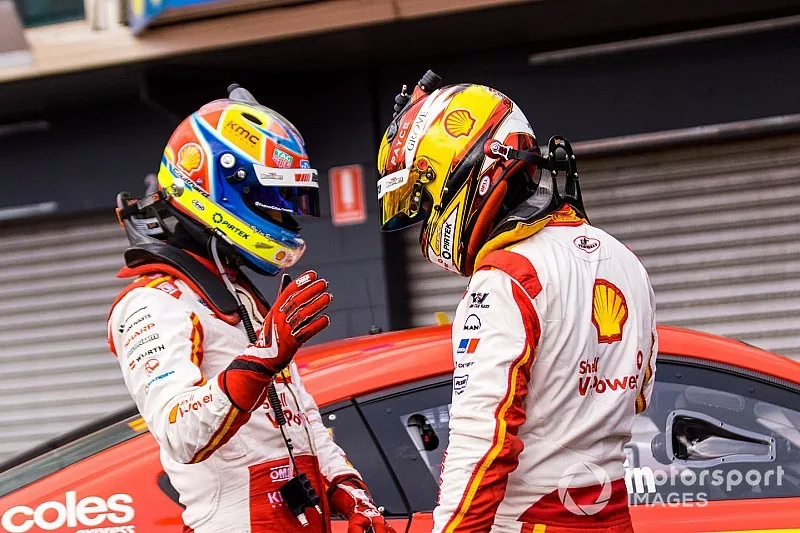 Race winner Scott McLaughlin, DJR Team Penske Ford, second place Fabian Coulthard, DJR Team Penske Ford, 