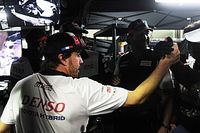 Alonso prueba el Toyota del Dakar en Sud&aacute;frica