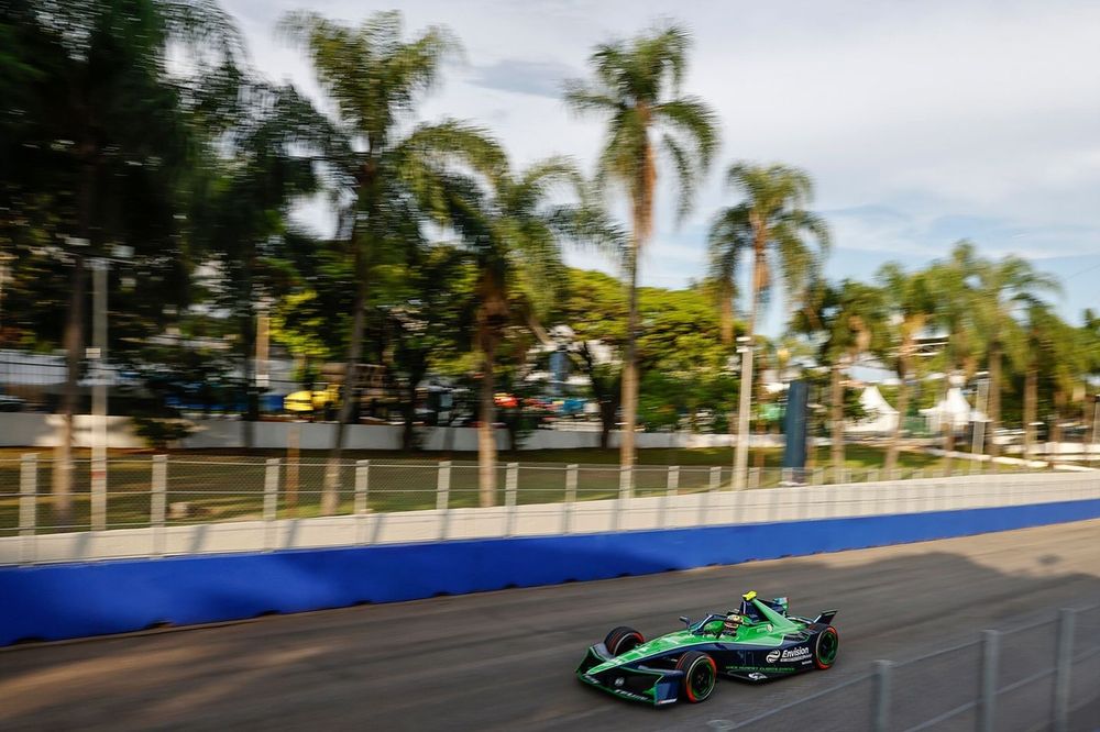 Robin Frijns of the NetherlandsEnvision Racing Jaguar I-TYPE 7