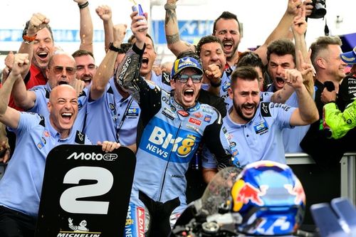 Alex M&aacute;rquez: "Me falta aprender a ir c&oacute;modo al l&iacute;mite de la ca&iacute;da, como va Marc"