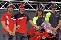 "La nacionalidad no pesar&aacute; en la decisi&oacute;n entre Mart&iacute;n y Bastianini"