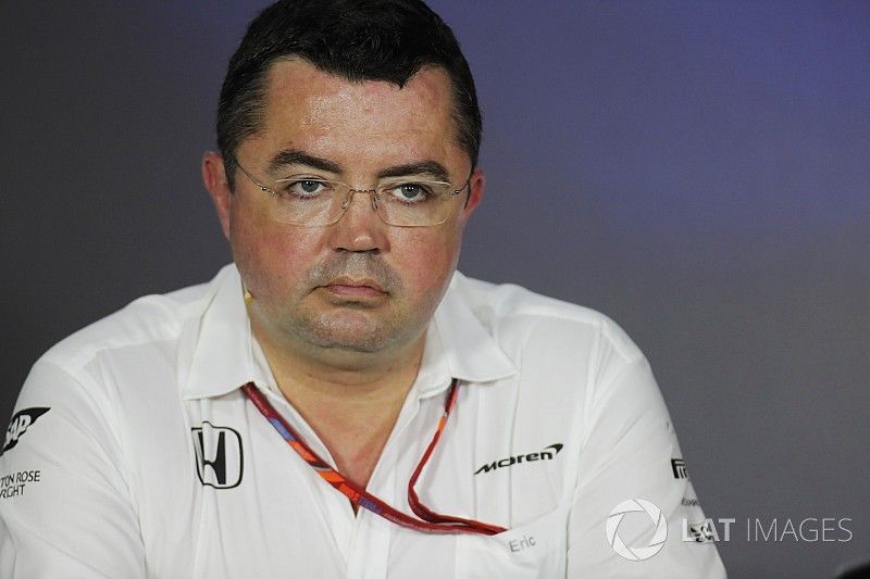Eric Boullier, Director del Racing, McLaren, en Conferencia de prensa los directores de equipo