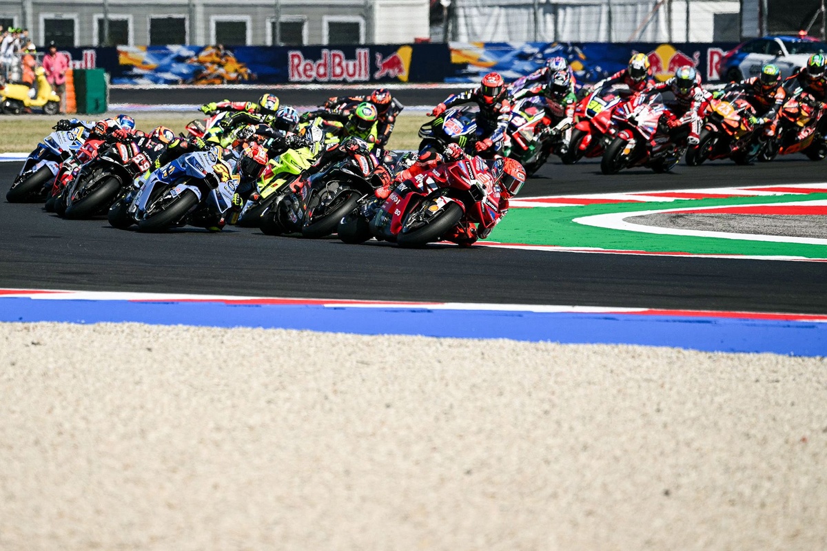 Bezzecchi defends start after Marquez passes him again in Misano sprint