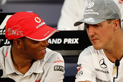Hamilton, Schumacher'in rekorlarına yaklaşmak istiyor
