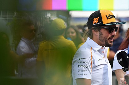 Алонсо: У мене було шість пропозицій від Red Bull, Хорнер має перепросити
