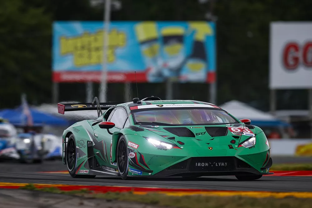 #63: Iron Lynx, Lamborghini Huracan GT3 EVO2, GTD PRO: Jordan Pepper, Andrea Caldarelli