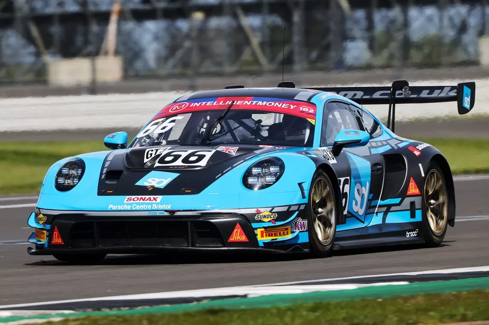 Porsche 911 GT3 992
