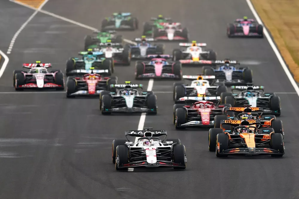 Max Verstappen, Red Bull Racing leads at the start