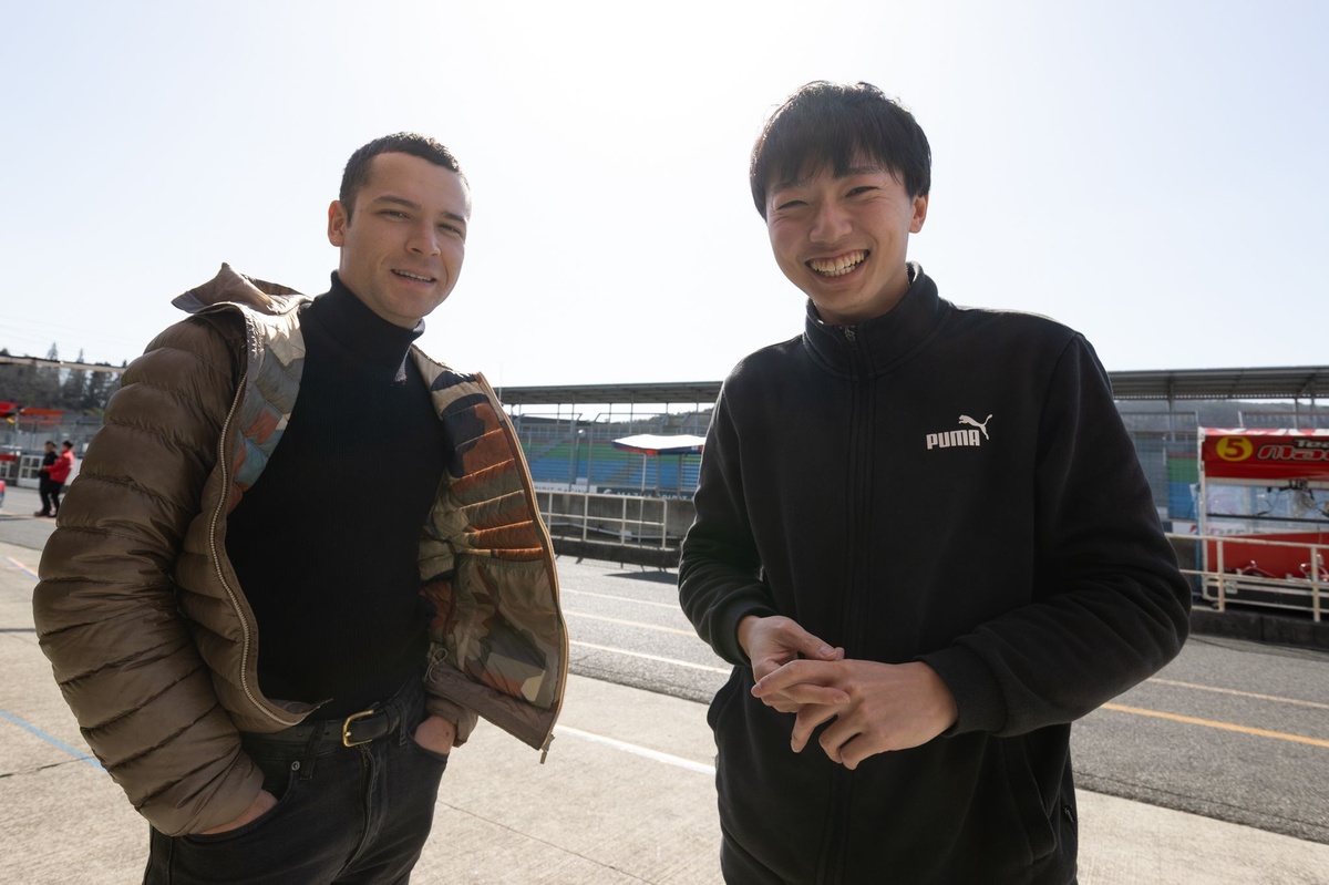 トランスフォーマー　チームマッハ　SUPERGT GT300クラス・チーム紹介】Vol.2：No.4 GOODSMILE RACING