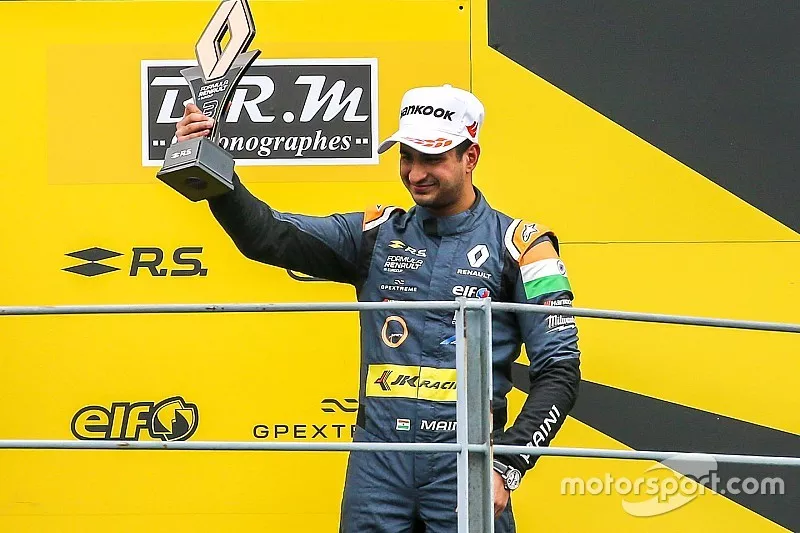 Podium: third place Kush Maini, M2 Competition