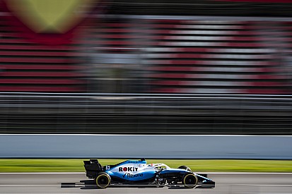 Расселл: Williams найповільніша попри крок уперед