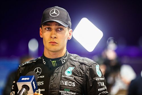 Расселл: Из-за "козления" мы не можем улучшить машину