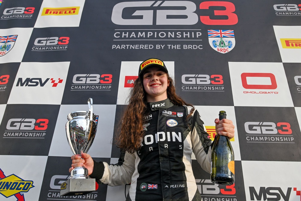 2024 F1 Academy champion Abbi Pulling confirms 2026 Rodin Motorsport contract