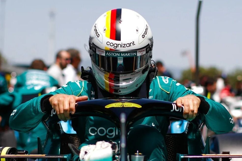 Sebastian Vettel: O retorno ao automobilismo como piloto está descartado?