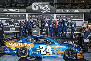 Fellow Chevys help Byron top Harvick for Duel #2 win