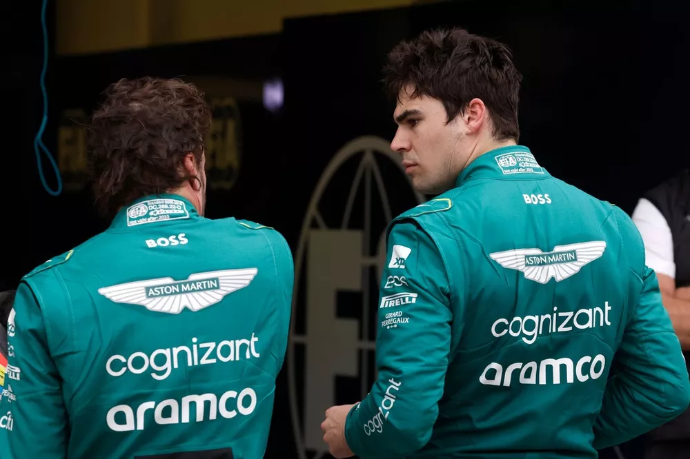Fernando Alonso, Aston Martin F1 Team, Lance Stroll, Aston Martin F1 Team, no Parc Ferme ap&oacute;s a classifica&ccedil;&atilde;o