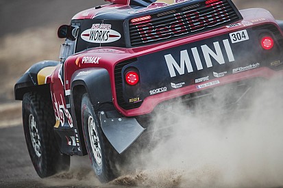 Pas de fracture pour Castera, le Dakar entre dans son dernier jour