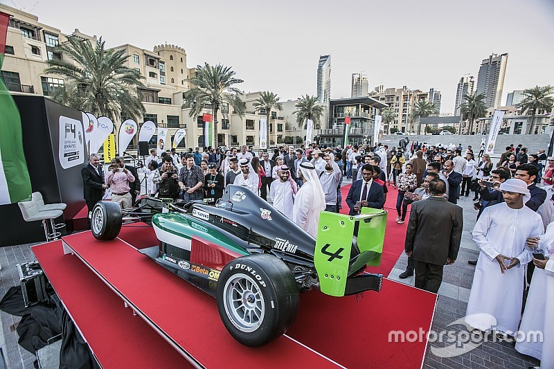 إطلاق بطولة الفورمولا 4 في الإمارات العربية المتحدة
