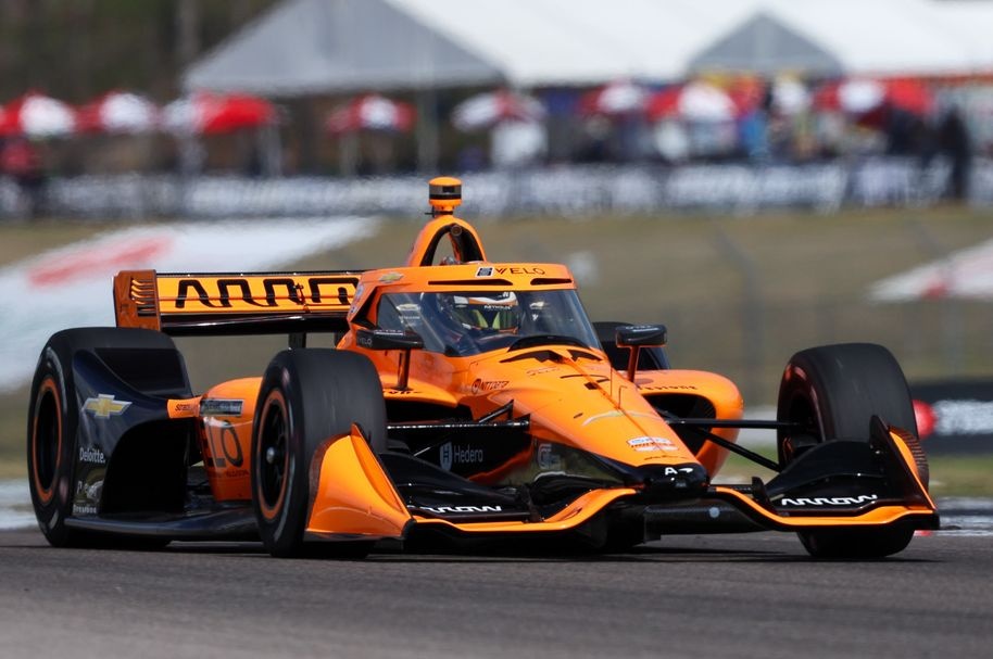 Late pit stop error denies Christian Lundgaard chance of IndyCar win