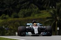 Vettel é último e Hamilton crava pole 70 na carreira