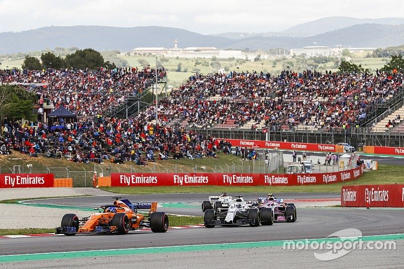 Fernando Alonso, McLaren MCL33, Lance Stroll, Williams FW41, Sergio Perez, Force India VJM11
