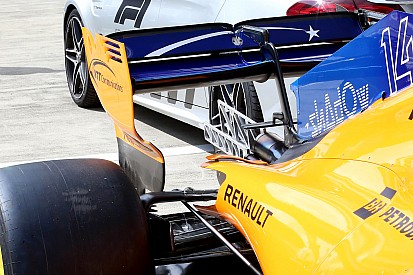 McLaren: spariscono le frange dalle paratie laterali dell'ala posteriore