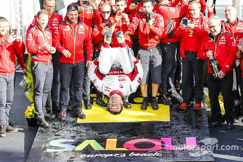 Loeb arriesgó y volvió a la victoria en el Rally Mundial