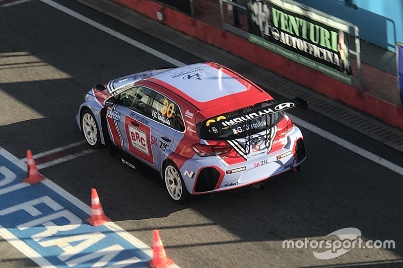 Catsburg e Farfus provano la Hyundai a Portimão: