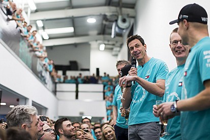 Wolff: 2019 kural değişikliği Mercedes'in şampiyonluklarına son vermek için getirildi