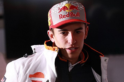 MotoGP Valencia 1. antrenman: Karmaşık seansta Marquez lider