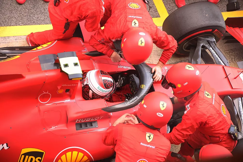 Charles Leclerc, Ferrari SF1000 in the pits