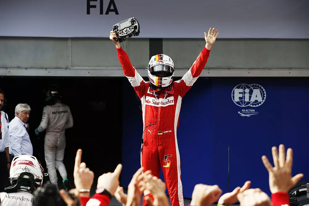 Victoire pour Sebastian Vettel, Ferrari