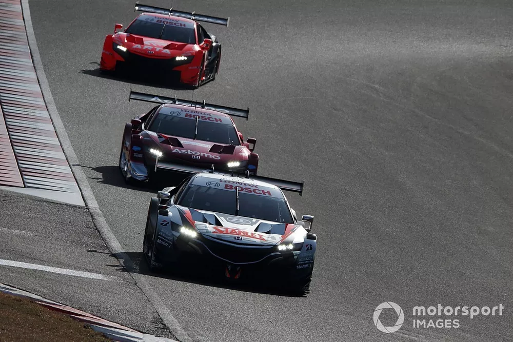 #1 STANLEY NSX-GT, #17 Astemo NSX-GT, #8 ARTA NSX-GT