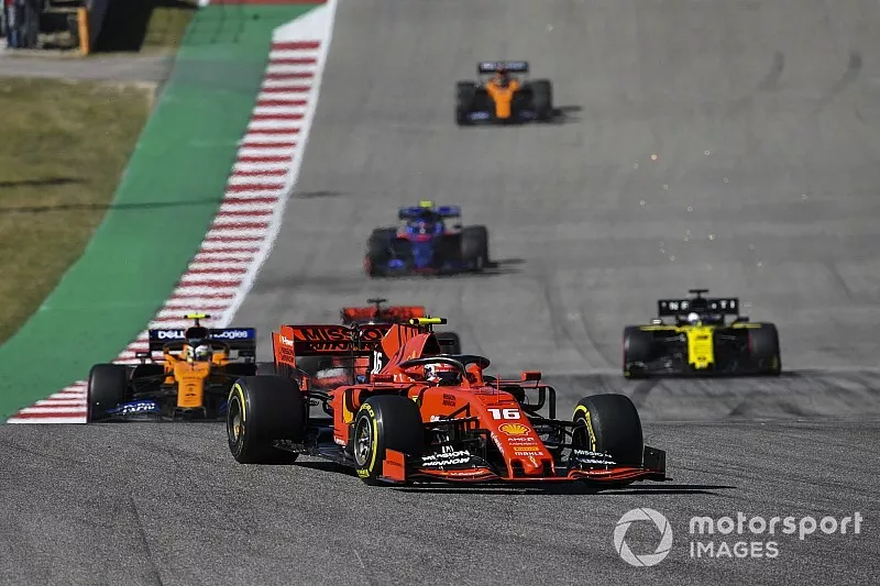 Charles Leclerc, Ferrari SF90, Lando Norris, McLaren MCL34, Daniel Ricciardo, Renault F1 Team R.S.19, Pierre Gasly, Toro Rosso STR14, en Carlos Sainz Jr., McLaren MCL34