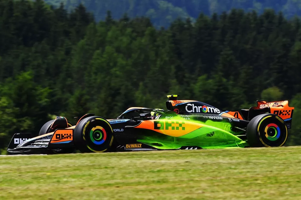 Lando Norris, McLaren MCL60, with aero paint applied