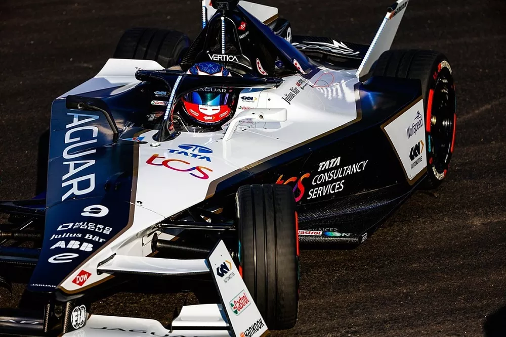 J_TCS_Racing_ITYPE6_170423 (1)