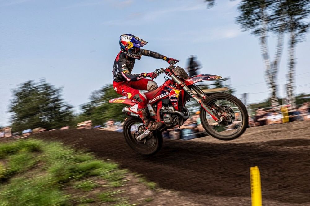 Jorge Prado, Pa&iacute;ses Bajos