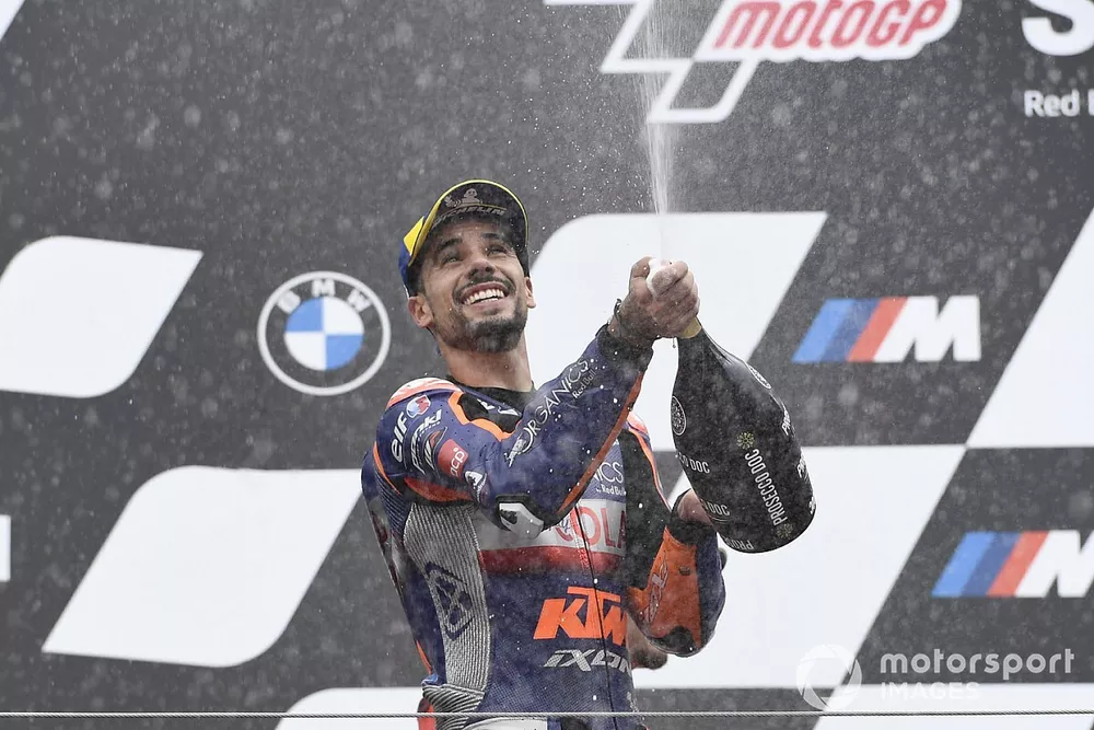 Le vainqueur Miguel Oliveira, Red Bull KTM Tech 3