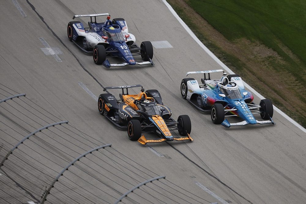 Josef Newgarden, Team Penske Chevrolet, Patricio O'Ward, Arrow McLaren Chevrolet