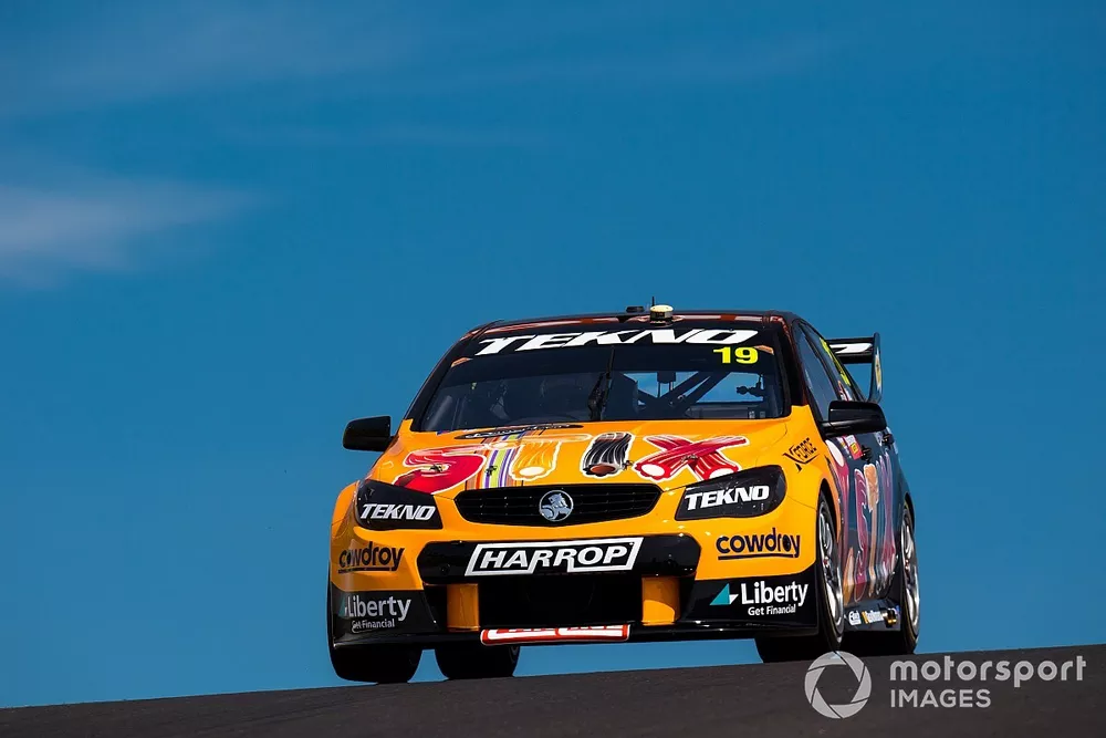 Will Davison, #19 Tenno Autosports Holden Commodore VF