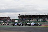 La bofetada de realidad que sufri&oacute; Latifi el domingo en Silverstone