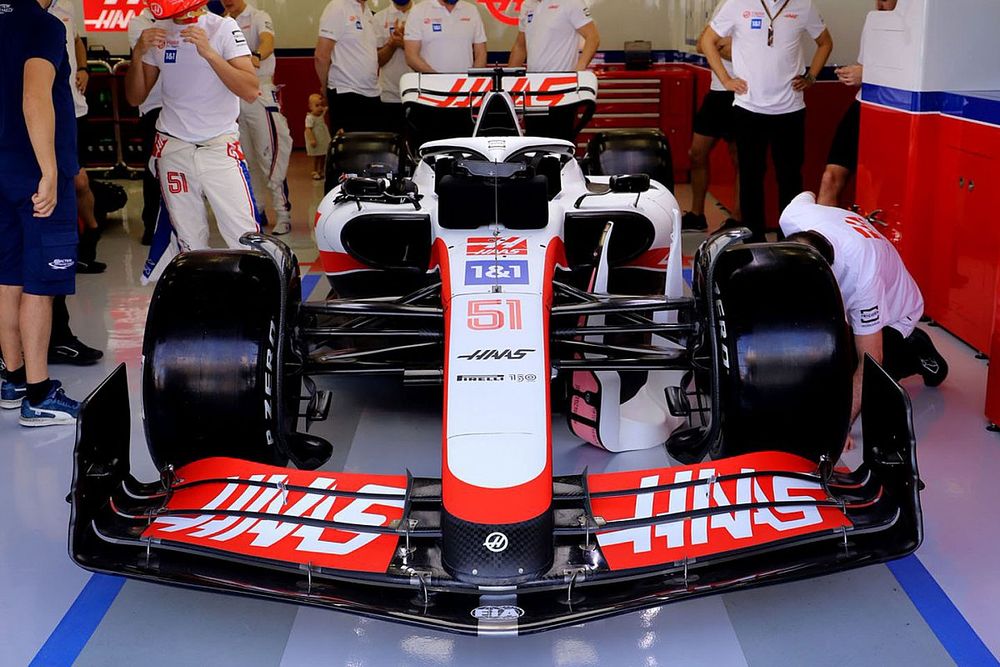 Haas VF-22