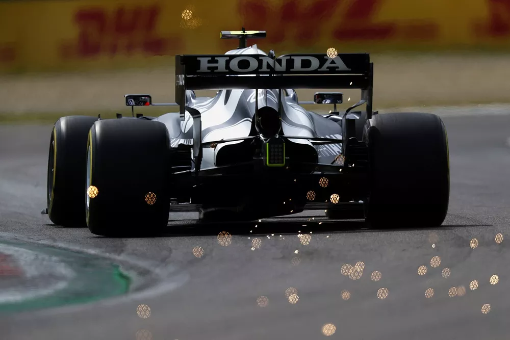 Pierre Gasly, AlphaTauri AT02, scintille