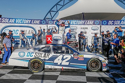 Chastain out-duels Allgaier for first Xfinity Series win