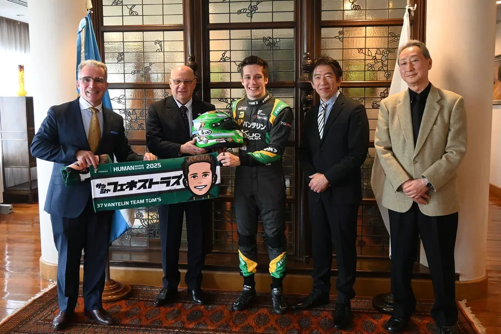 サッシャ・フェネストラズ アルゼンチン大使館表敬訪問