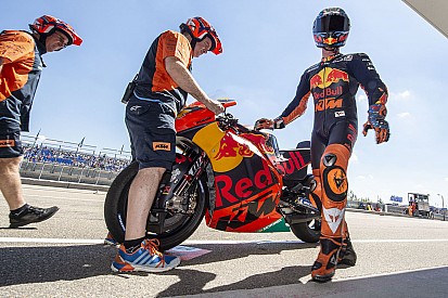 KTM bakal punya masalah jika Espargaro terus absen