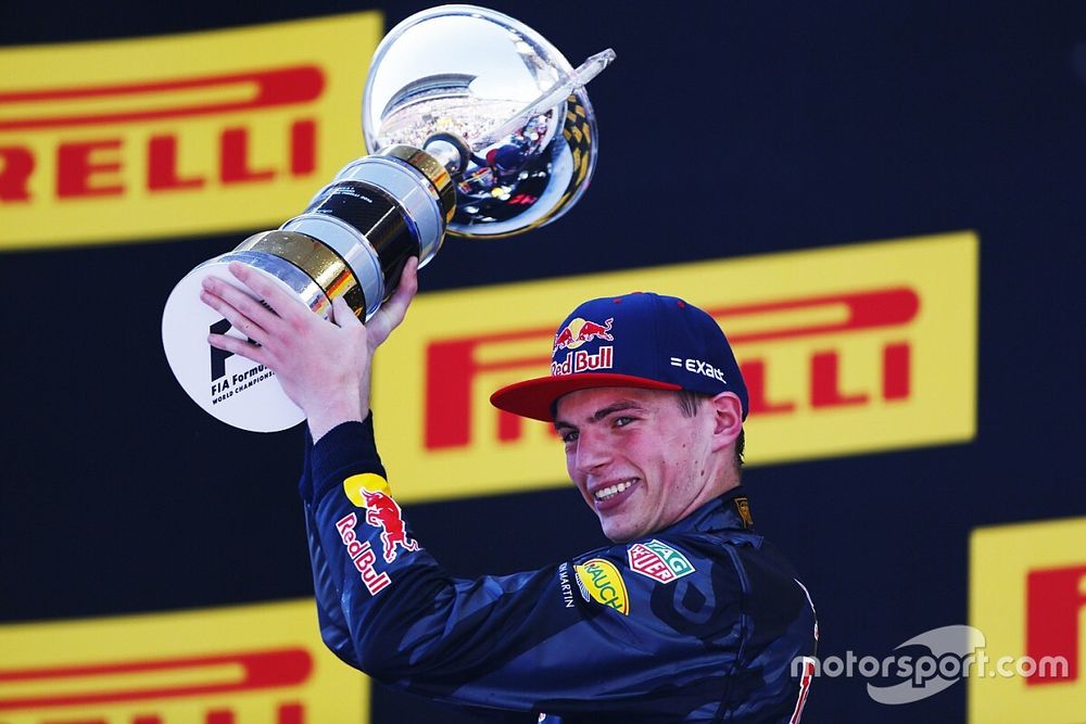 Max Verstappen, Red Bull Racing, 1st Position, with his trophy