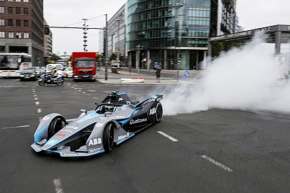Vergne: Fans akan terkejut dengan mobil Gen2