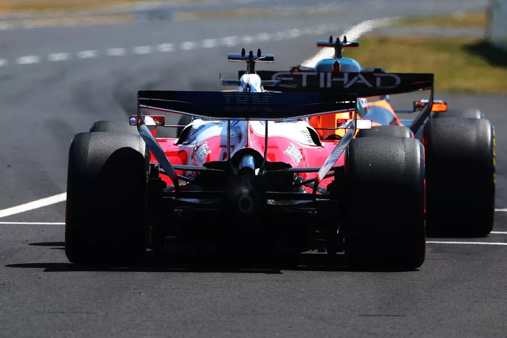 Charles Leclerc, Ferrari, Oscar Piastri, McLaren